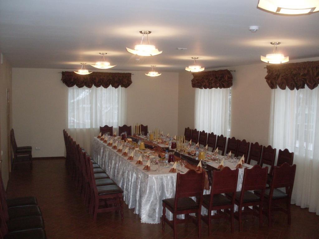 Hotel Surauciu Sveciu Namai Aukštadvaris Zewnętrze zdjęcie